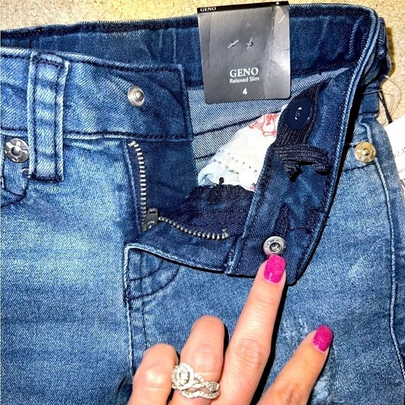 Kids TRUE RELIGION GENO RELAX SLIM DISTRESSED STRETCH JEANS SIZE 4 - Picture 5 of 7